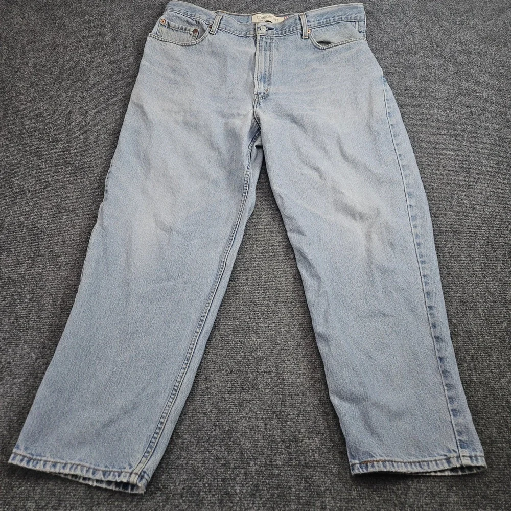 Vintage Levis 560 Comfort Fit Jeans Mens 40x30 Light Wash Blue Tapered Leg 90s